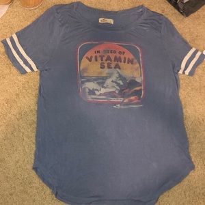 Hollister Tee